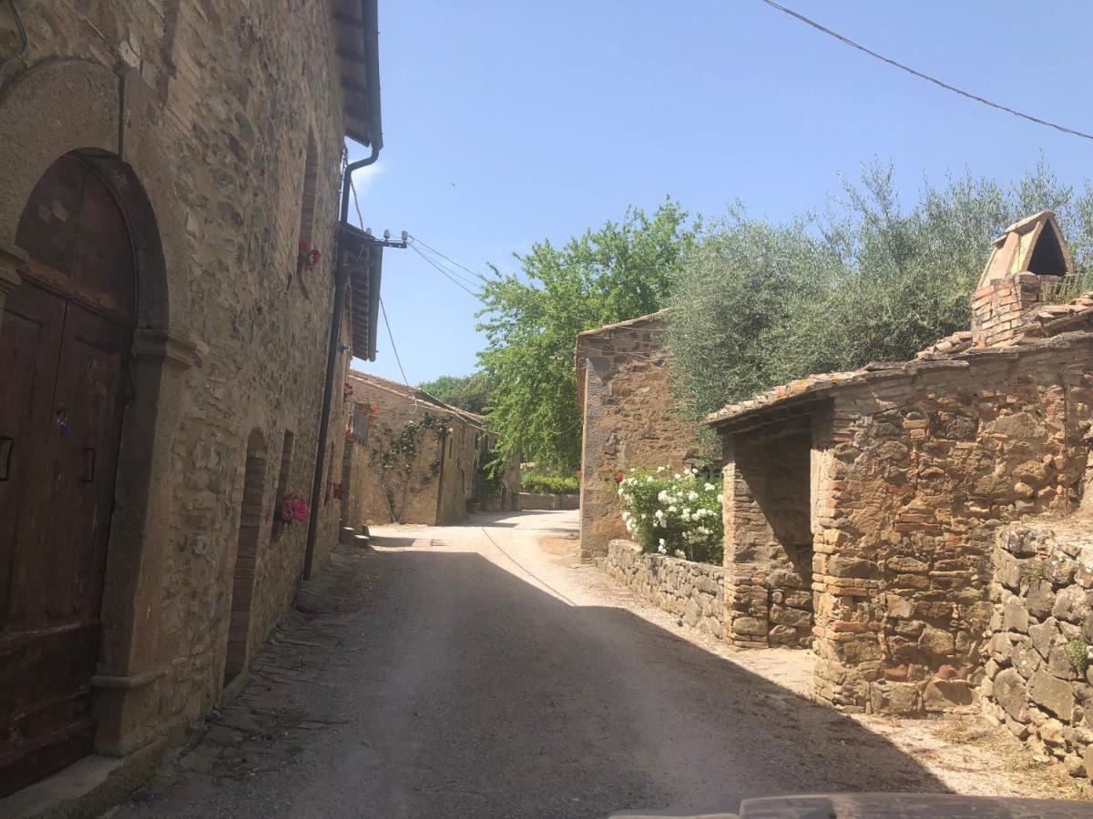 Borgo Villa A Tolli Castelnuovo dell'Abate Exterior photo